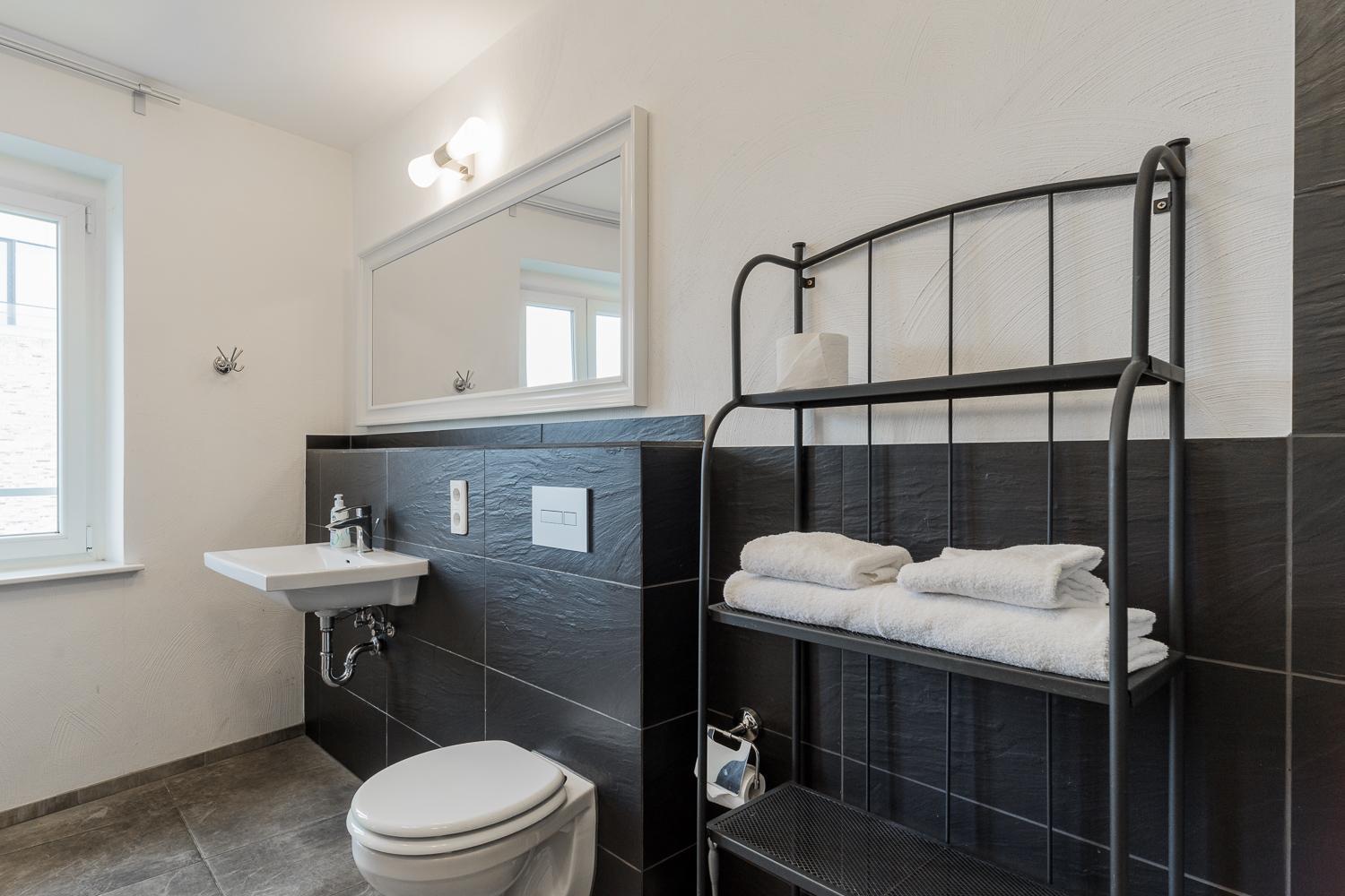 Aparthotel & 3*
